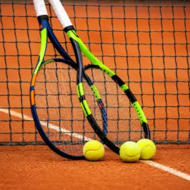 Tenis